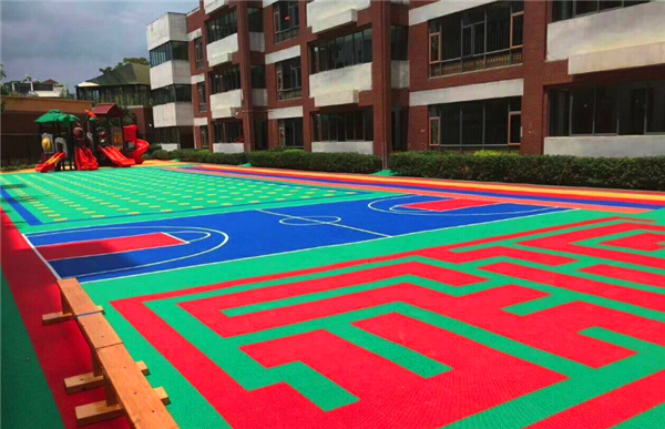 幼兒園地板在選購時一定要注意哪些方面？